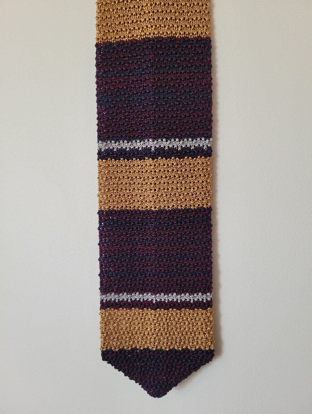 Vintage Men's 100% Silk Knit Tie Classic Retro Formal Menswear Navy Striped